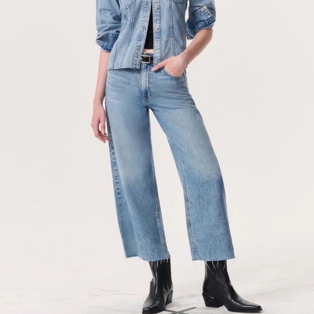 rag & bone
Sofie High-Rise Wide-Leg Cropped Jeans 30 - Picture 4 of 14